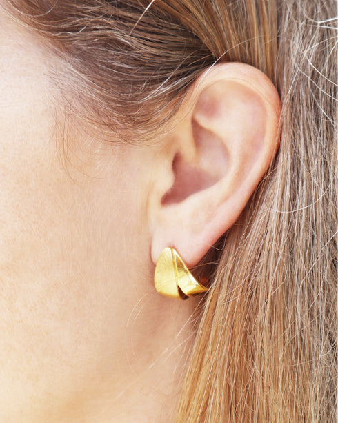 Origata Studs